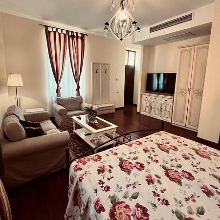 טימישוארה Park Villa - Boutique Hotel מראה חיצוני תמונה