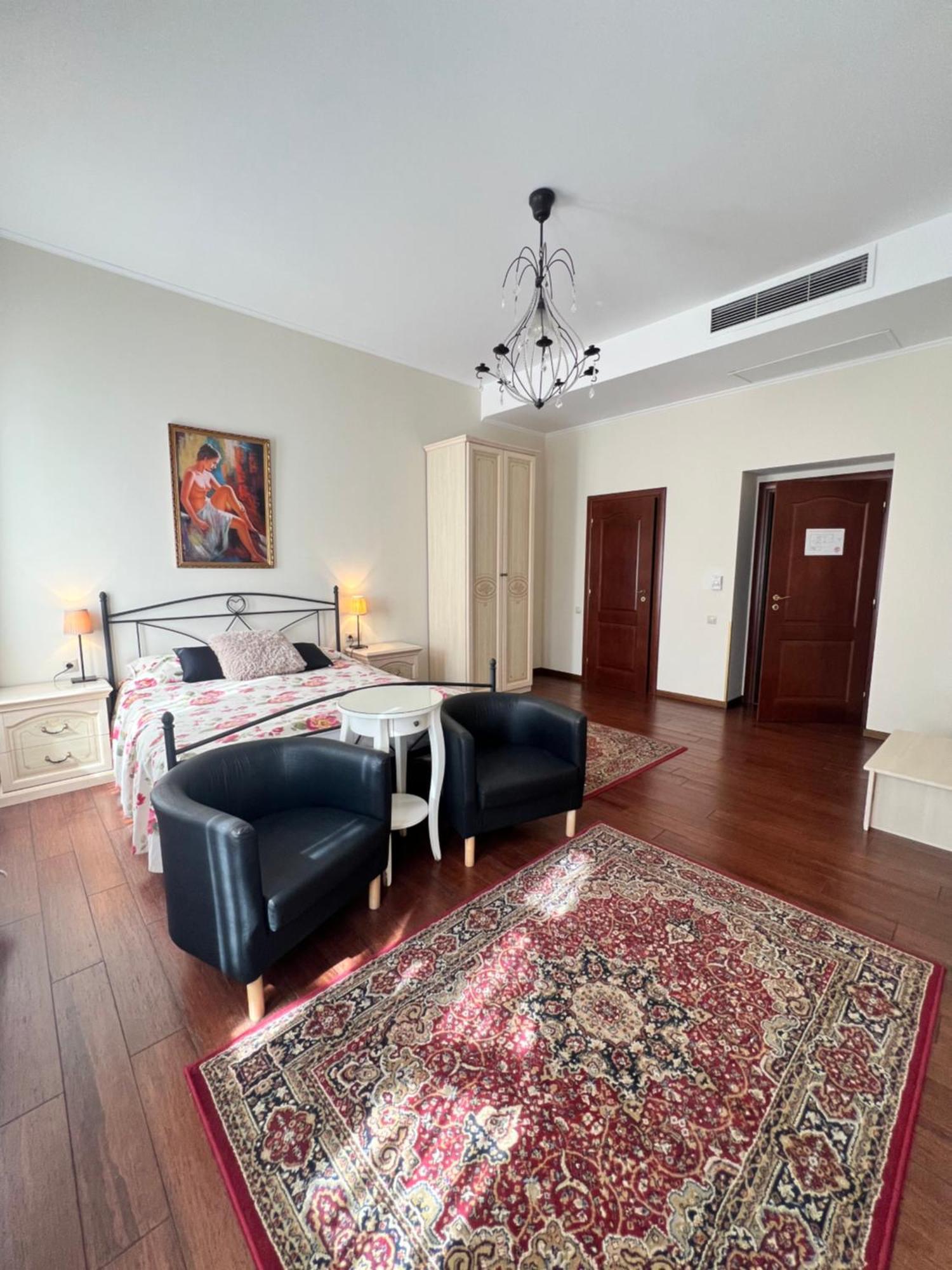 טימישוארה Park Villa - Boutique Hotel מראה חיצוני תמונה