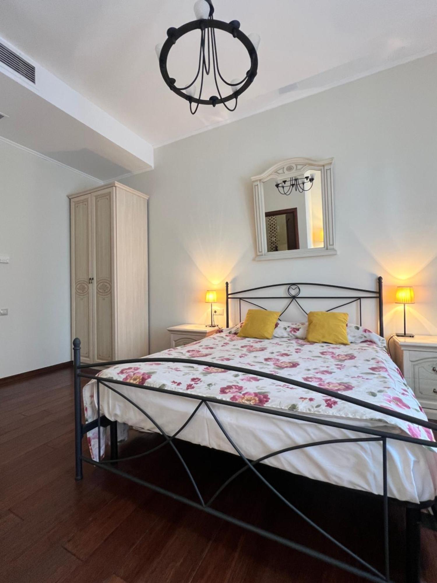 טימישוארה Park Villa - Boutique Hotel מראה חיצוני תמונה