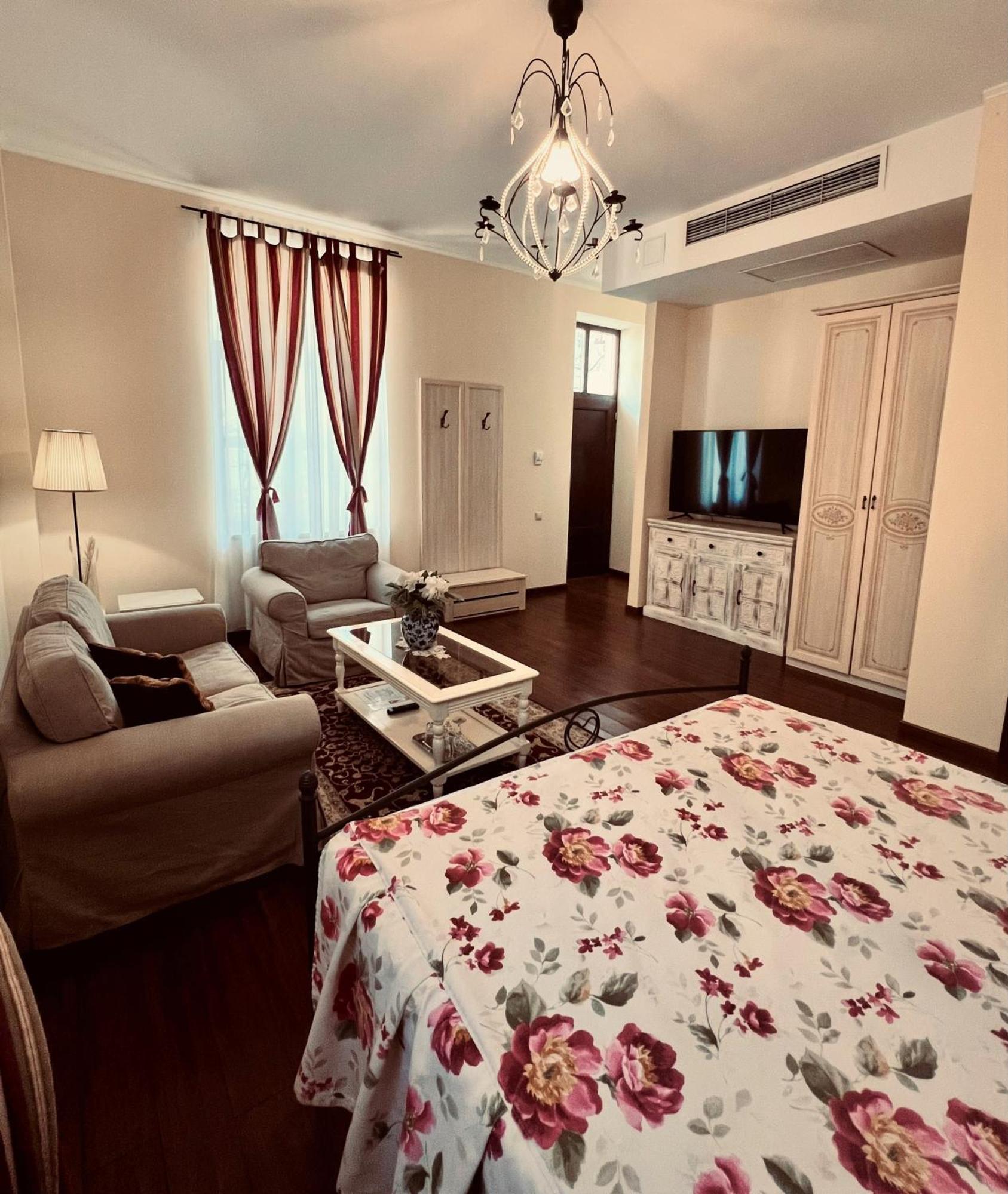 טימישוארה Park Villa - Boutique Hotel מראה חיצוני תמונה