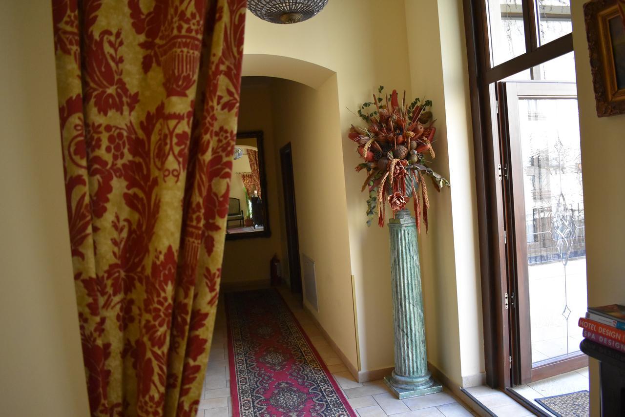 טימישוארה Park Villa - Boutique Hotel מראה חיצוני תמונה